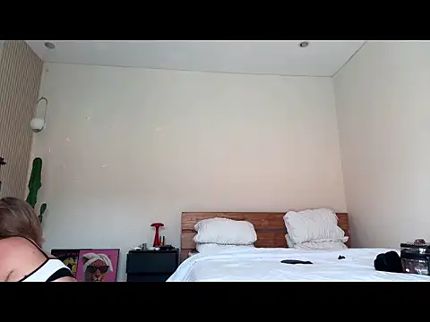 ViviGoddess online show from March 23, 2026, 12:25 am