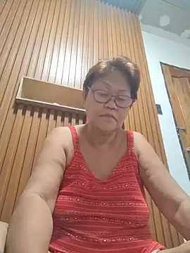 Sunflower1956 online show from July 28, 2026, 7:39 pm