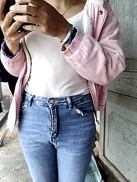 Snapshot of Personality-girl- chatting on March 23, 2026, 1:53 am Personality-girl- online show from March 23, 2026, 1:53 am