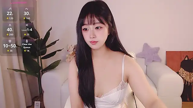 Snapshot of Luck-256 chatting on June 5, 2026, 5:29 pm Luck-256 online show from June 5, 2026, 5:29 pm