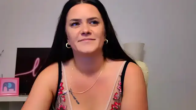 Snapshot of NicolSparkleX chatting on June 12, 2026, 7:07 am NicolSparkleX online show from June 12, 2026, 7:07 am