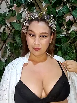 Maddy Hot online show from April 20, 2026, 9:12 am