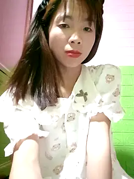 AmyLinee01 online show from April 30, 2026, 5:36 am