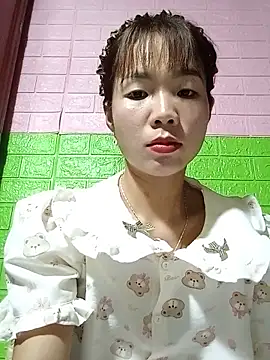 AmyLinee01 online show from May 31, 2026, 5:31 pm