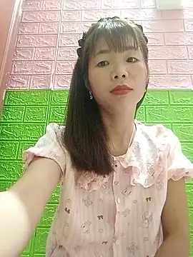 AmyLinee01 online show from June 10, 2026, 5:28 am