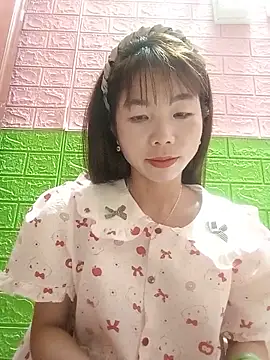 AmyLinee01 online show from June 12, 2026, 6:45 am