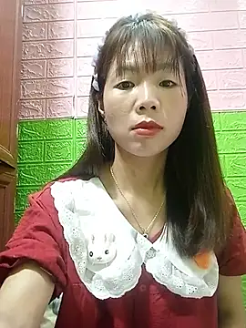 AmyLinee01 online show from July 4, 2026, 11:49 am