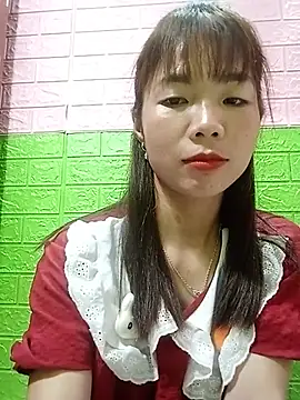 AmyLinee01 online show from July 11, 2026, 12:13 am