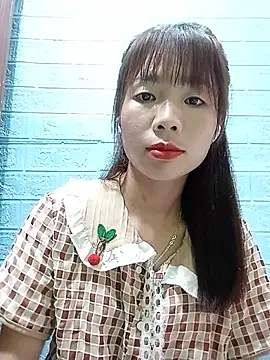 AmyLinee01 online show from July 21, 2026, 5:15 pm