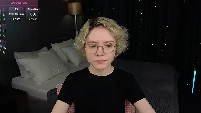 Snapshot of HottoKori chatting on July 9, 2026, 5:33 am HottoKori online show from July 9, 2026, 5:33 am