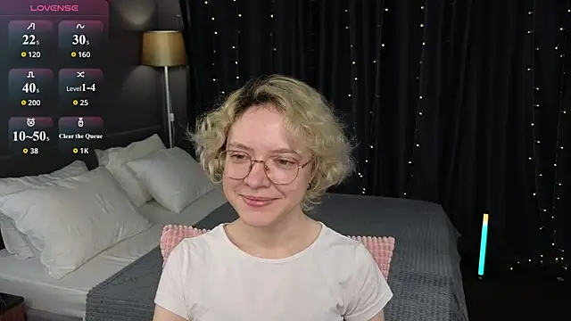 Snapshot of HottoKori chatting on July 10, 2026, 5:34 am HottoKori online show from July 10, 2026, 5:34 am