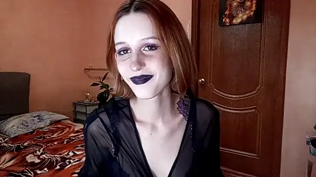 Snapshot of SirenFrost chatting on June 26, 2026, 4:11 pm SirenFrost online show from June 26, 2026, 4:11 pm