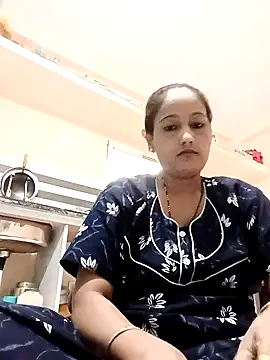 Sexi roovi online show from August 8, 2026, 10:50 am