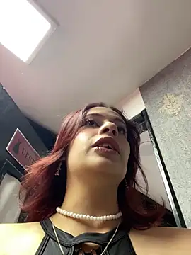 steffmontespink18 online show from June 6, 2026, 1:27 pm