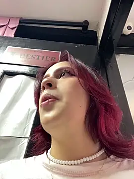 steffmontespink18 online show from June 11, 2026, 1:31 pm