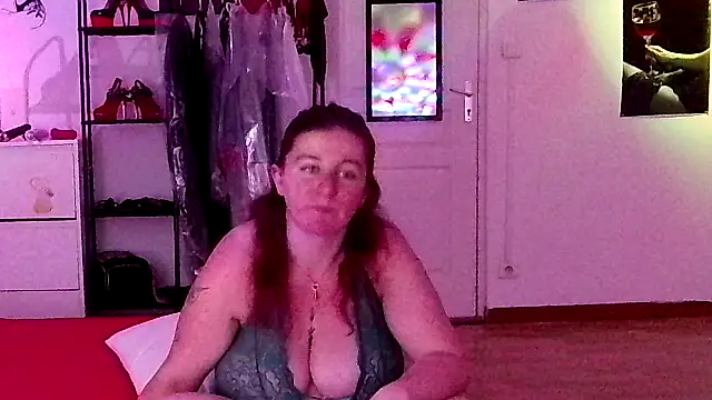 Snapshot of C0chonne59_ chatting on March 24, 2026, 6:02 pm C0chonne59 online show from March 24, 2026, 6:02 pm