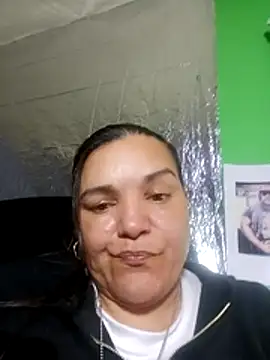 Zuleyka 69 online show from April 23, 2026, 9:39 pm