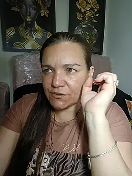 Snapshot of Zuleyka_69 chatting on June 17, 2026, 10:43 pm Zuleyka 69 online show from June 17, 2026, 10:43 pm