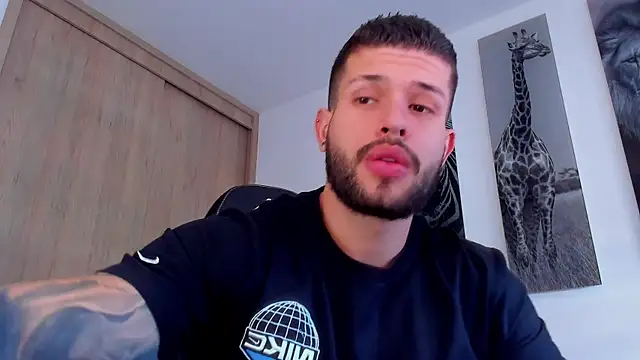 Snapshot of Santos_ramirez1 chatting on July 16, 2026, 2:45 pm Santos ramirez1 online show from July 16, 2026, 2:45 pm