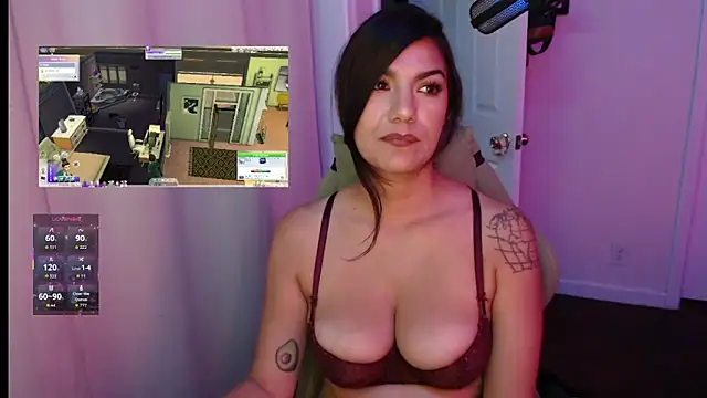 sweetRoxie online show from May 15, 2026, 11:23 pm
