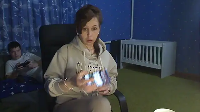 loveis01 online show from March 22, 2026, 8:34 pm