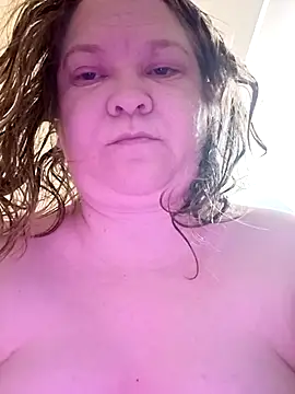  Yourpussy  online show from May 5, 2026, 8:17 pm