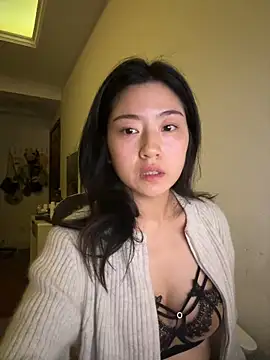 Olivia PINK0322 online show from May 1, 2026, 1:59 pm