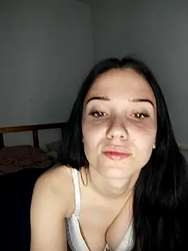 icedrosemarye online show from April 26, 2026, 8:17 pm