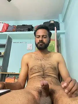 Wildlovee online show from June 25, 2026, 5:07 am