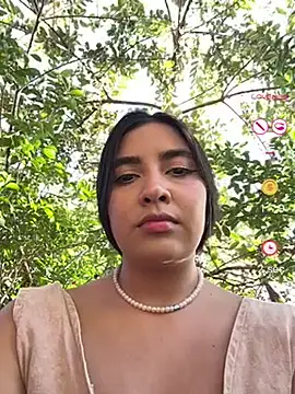 HaileyBiieber online show from April 25, 2026, 10:07 pm