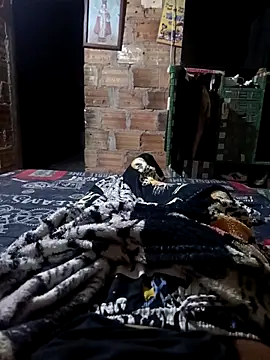 QUINAYAS- online show from March 24, 2026, 3:55 am