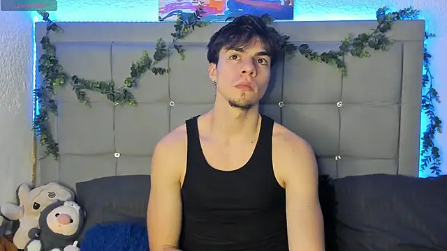 nate love7 online show from April 9, 2026, 3:06 am