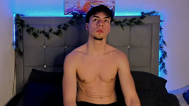 nate love7 online show from April 20, 2026, 5:54 am