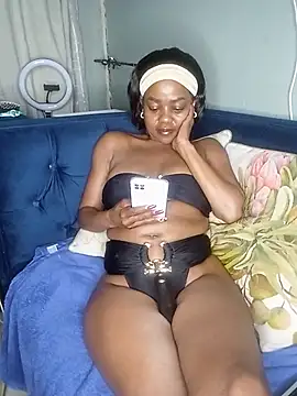 Snapshot of Sweet_Doll2 chatting on June 15, 2026, 7:27 pm Sweet Doll2 online show from June 15, 2026, 7:27 pm