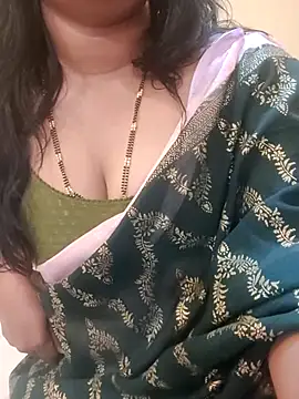 Snapshot of Ramya_456 chatting on June 4, 2026, 6:41 am Ramya 456 online show from June 4, 2026, 6:41 am