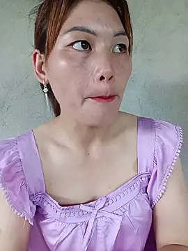 Snapshot of meg_06 chatting on June 4, 2026, 8:31 am meg 06 online show from June 4, 2026, 8:31 am