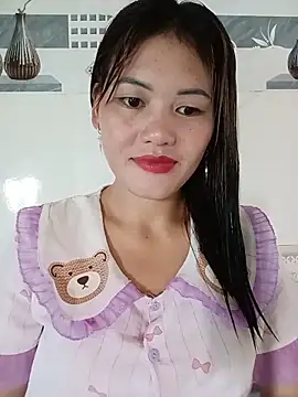 Snapshot of meg_06 chatting on June 17, 2026, 2:03 am meg 06 online show from June 17, 2026, 2:03 am