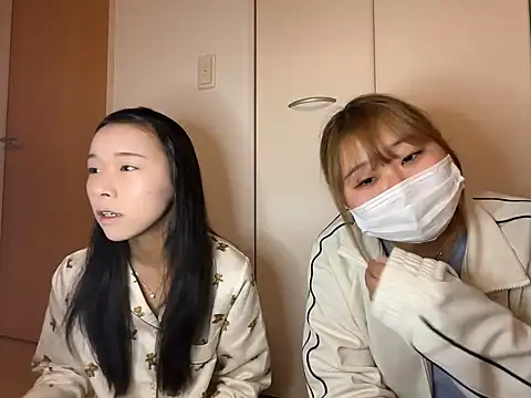 kana1199 online show from April 22, 2026, 2:07 pm