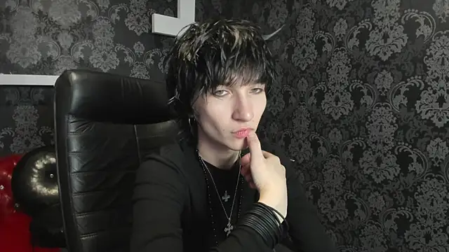Snapshot of AdonBev chatting on June 11, 2026, 5:16 am AdonBev online show from June 11, 2026, 5:16 am