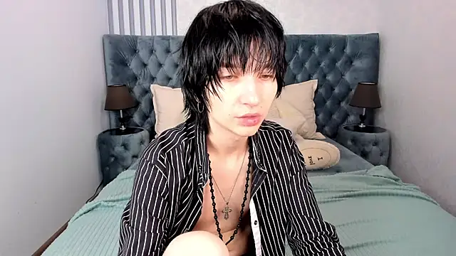 Snapshot of AdonBev chatting on June 30, 2026, 5:41 am AdonBev online show from June 30, 2026, 5:41 am
