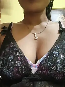 Rubina Love online show from June 20, 2026, 3:48 pm