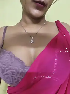 Rubina Love online show from June 22, 2026, 8:39 pm
