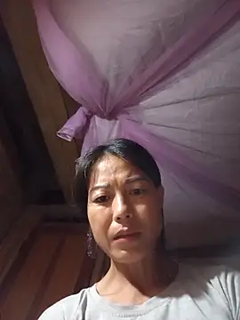 Snapshot of -Numin- chatting on May 22, 2026, 6:35 pm -Numin- online show from May 22, 2026, 6:35 pm