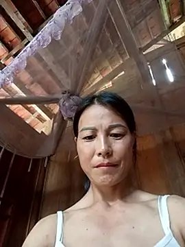 Snapshot of -Numin- chatting on May 29, 2026, 6:44 am -Numin- online show from May 29, 2026, 6:44 am