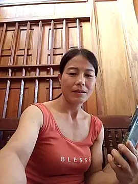 Snapshot of -Numin- chatting on June 5, 2026, 9:04 am -Numin- online show from June 5, 2026, 9:04 am