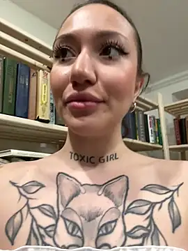 SaintSquirt online show from April 14, 2026, 9:48 am