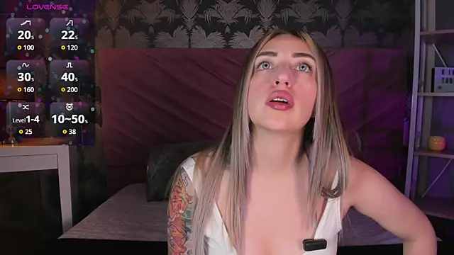  mykinkydoll  online show from April 28, 2026, 10:26 pm