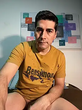 Atomixis online show from May 3, 2026, 1:55 am