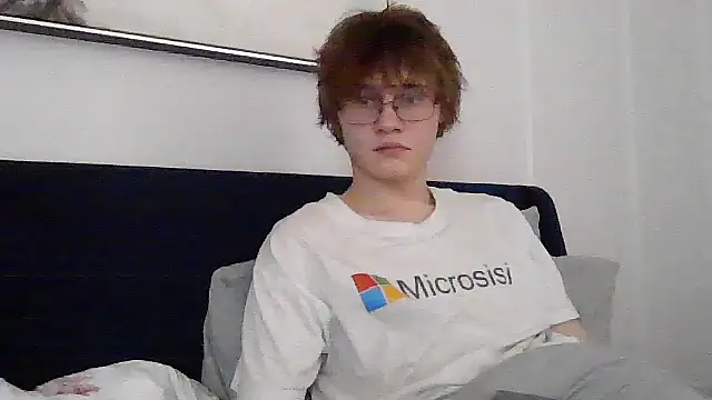 Snapshot of Varikco chatting on March 24, 2026, 12:21 pm Varikco online show from March 24, 2026, 12:21 pm