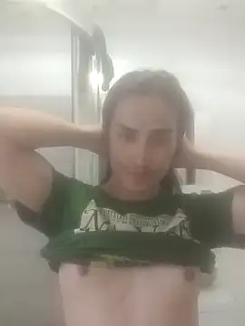 HornyKerujieTrans online show from April 27, 2026, 4:10 am